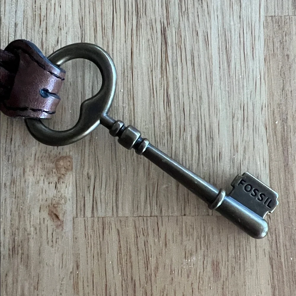 VINTAGE Fossil 100% Leather Crossbody - *RARE* - Picture 4 of 5